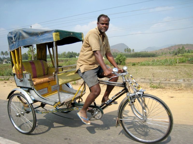 	Indien: Fahrradrikschafahrer	