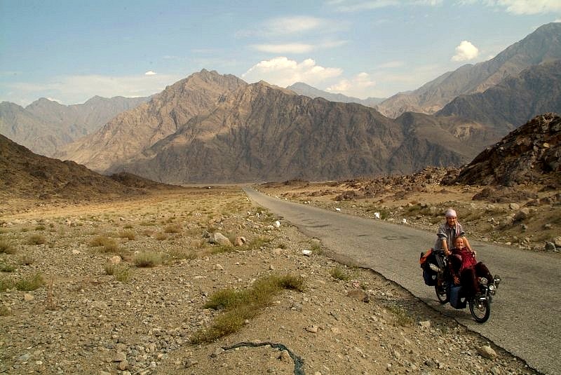 pakistan-karakorum-highway-kurz-vor-chilas