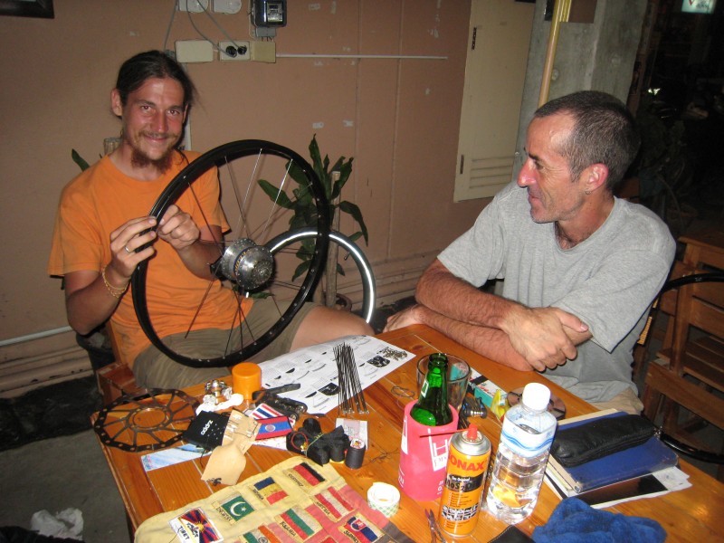 Thailand Grossstadtmoloch und Inselleben 033